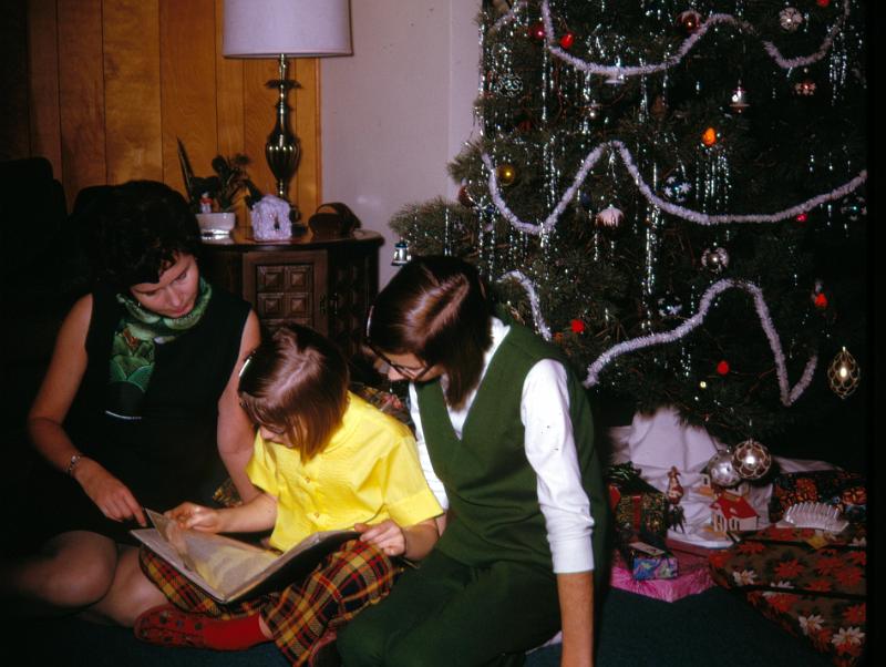 Christmas 1969, 1970, Halloween 1969 3200dpi 027.jpg - Xmas 1969